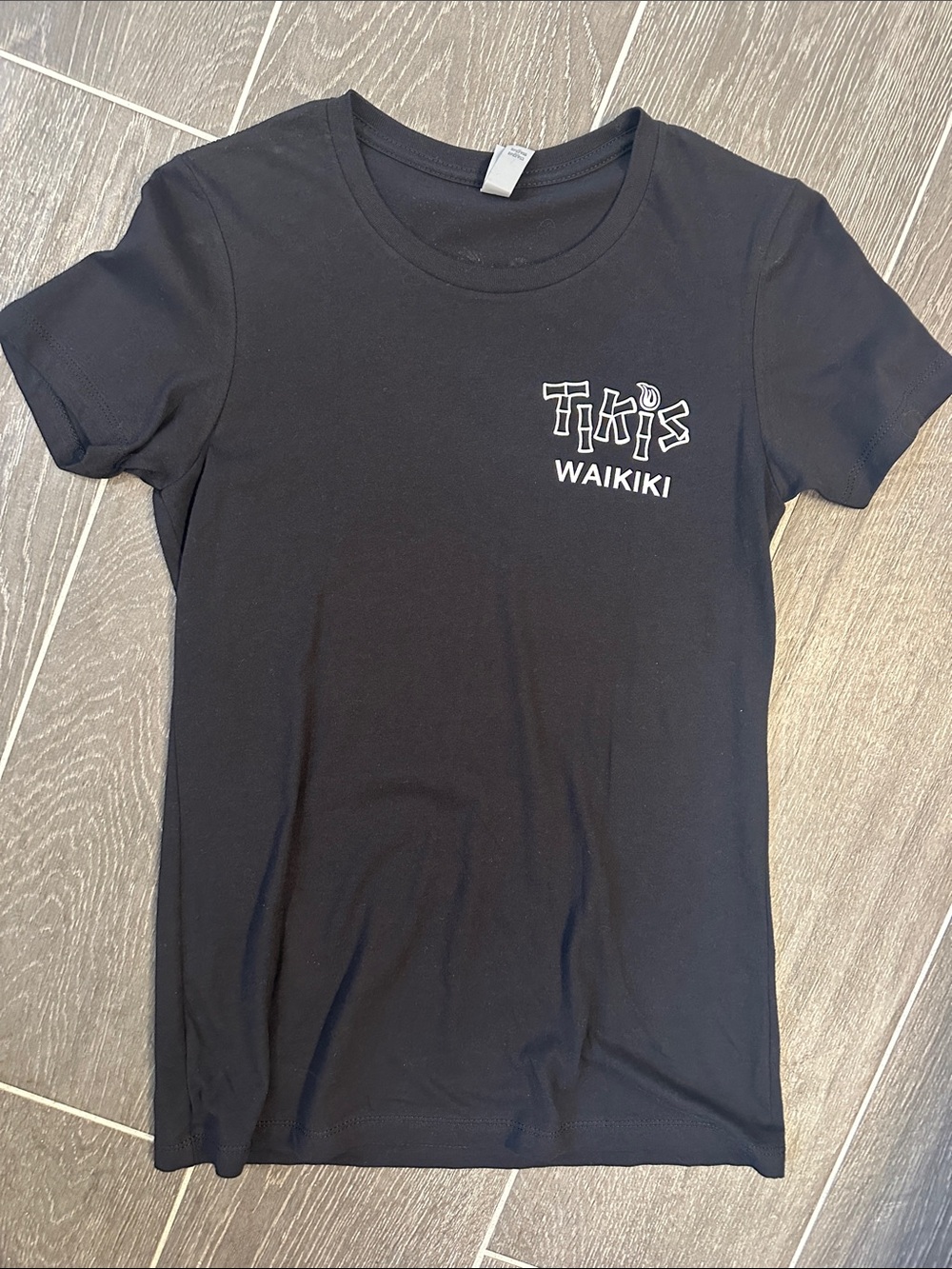 Next Level Apparel Black 'Tiki's Waikiki' Hawaii Graphic Tee sz S